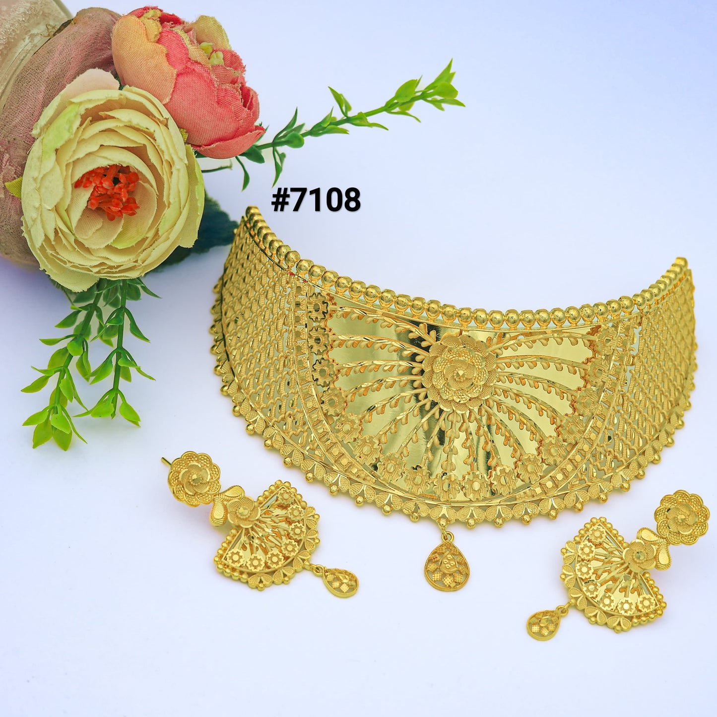 Gold Plated Short Necklace 1 Gram Gold Plated Jewellery PMJ Model No : 7108