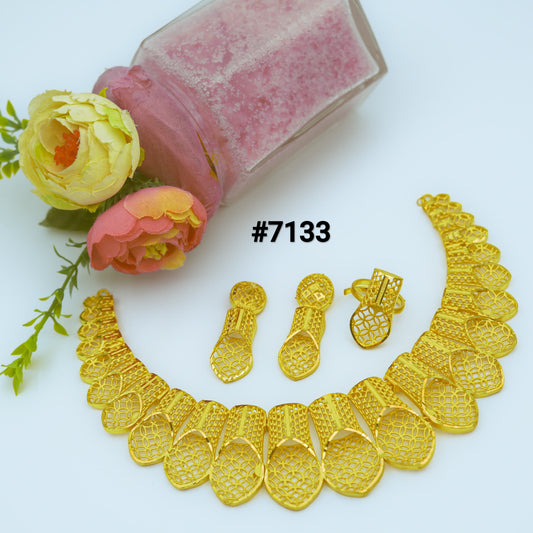 Gold Plated Short Necklace 1 Gram Gold Plated Jewellery PMJ Model No : 7133