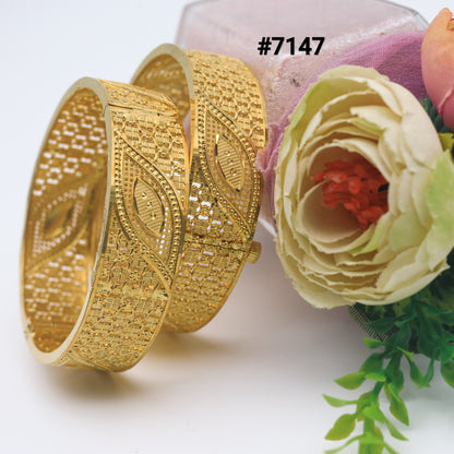 Gold Plated BANGLE 1 Gram Gold Plated Jewellery PMJ Model No : 7147