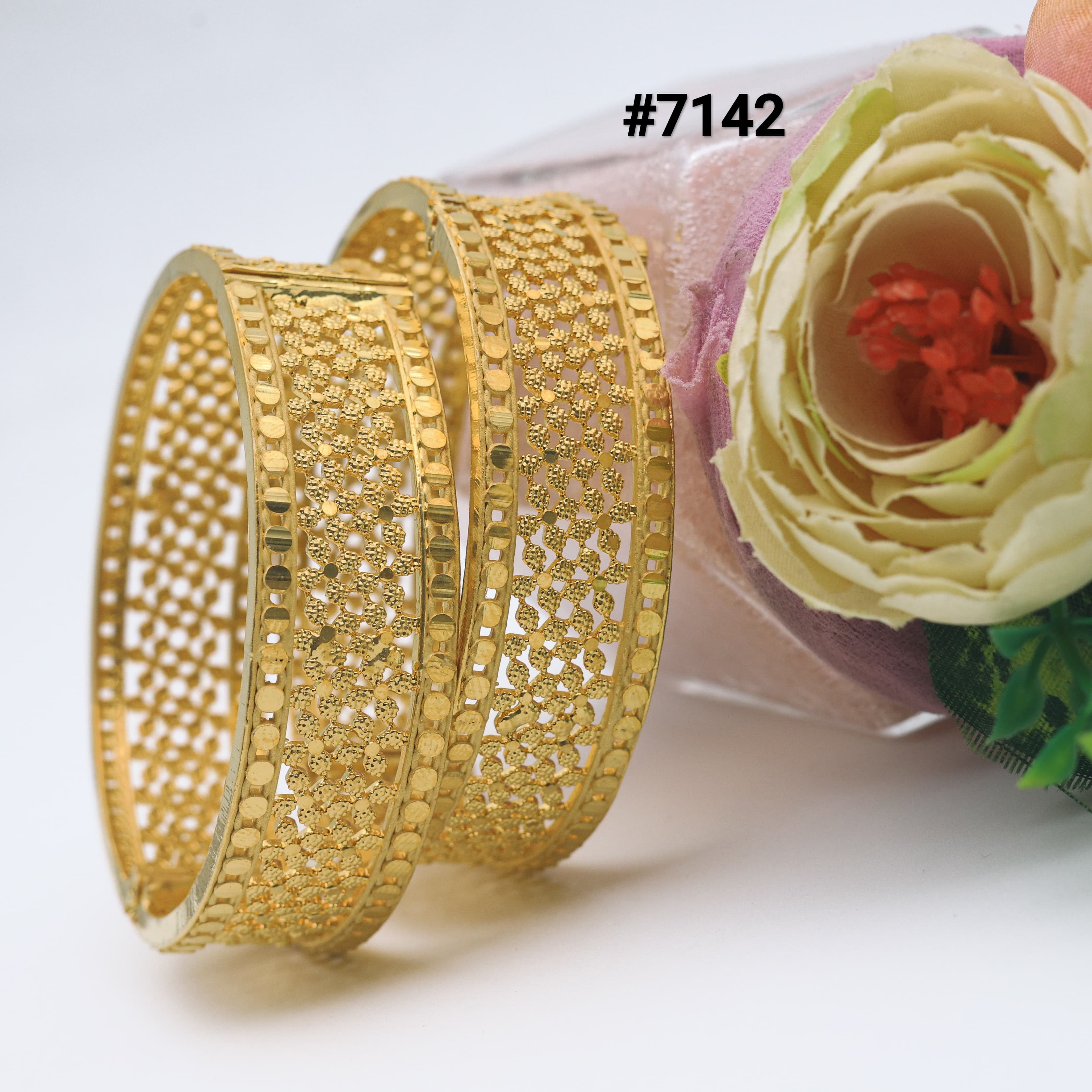 Gold Plated BANGLE 1 Gram Gold Plated Jewellery PMJ Model No 7142 gold-plated-bangle-1-gram-gold-plated-jewellery-pmj-model-no-7142