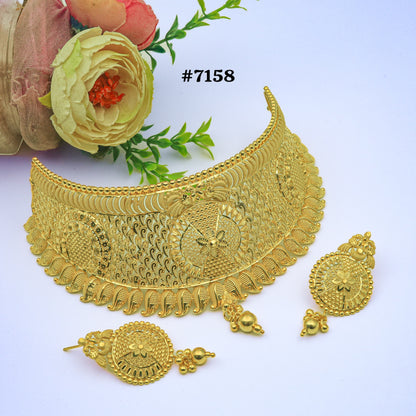 Gold Plated Short Necklace 1 Gram Gold Plated Jewellery PMJ Model No : 7158