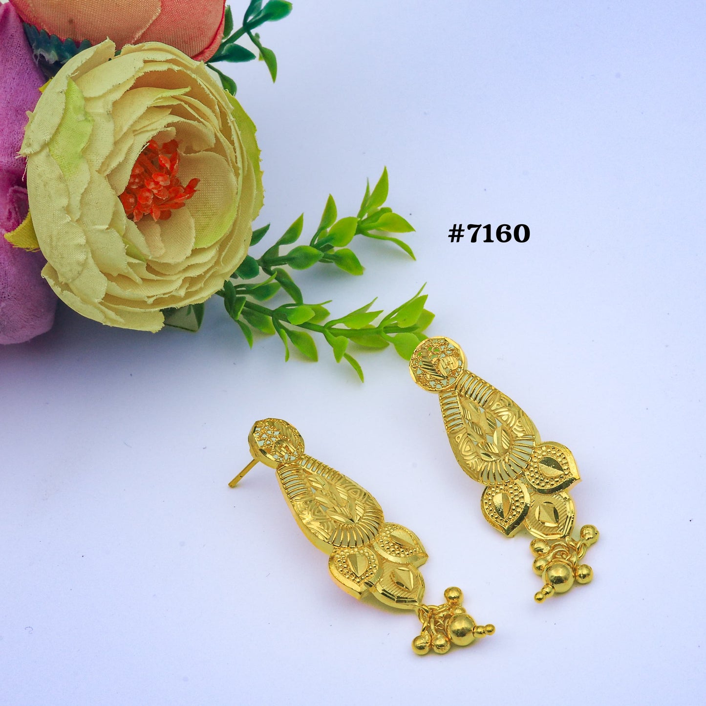 Gold Plated Short Necklace 1 Gram Gold Plated Jewellery PMJ Model No : 7160