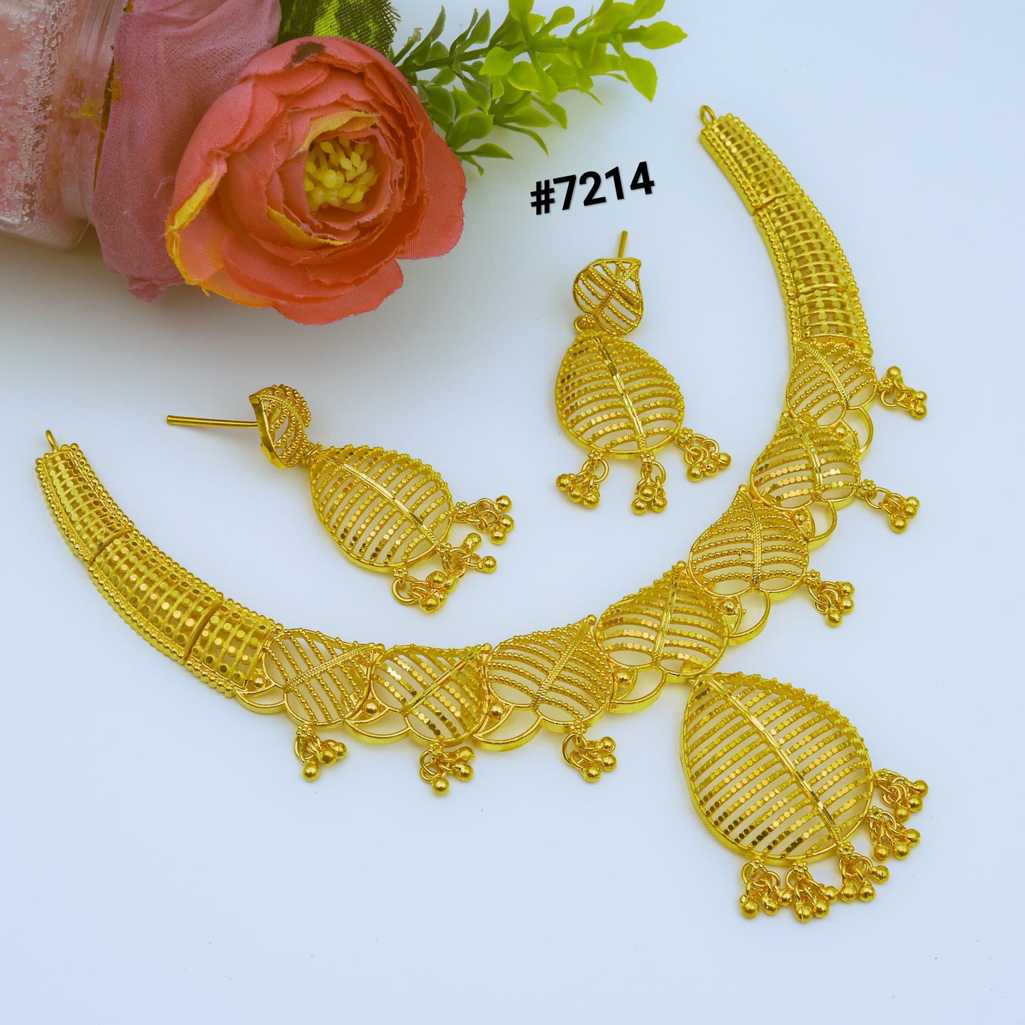 Gold Plated Short Necklace 1 Gram Gold Plated Jewellery PMJ Model No :  7214