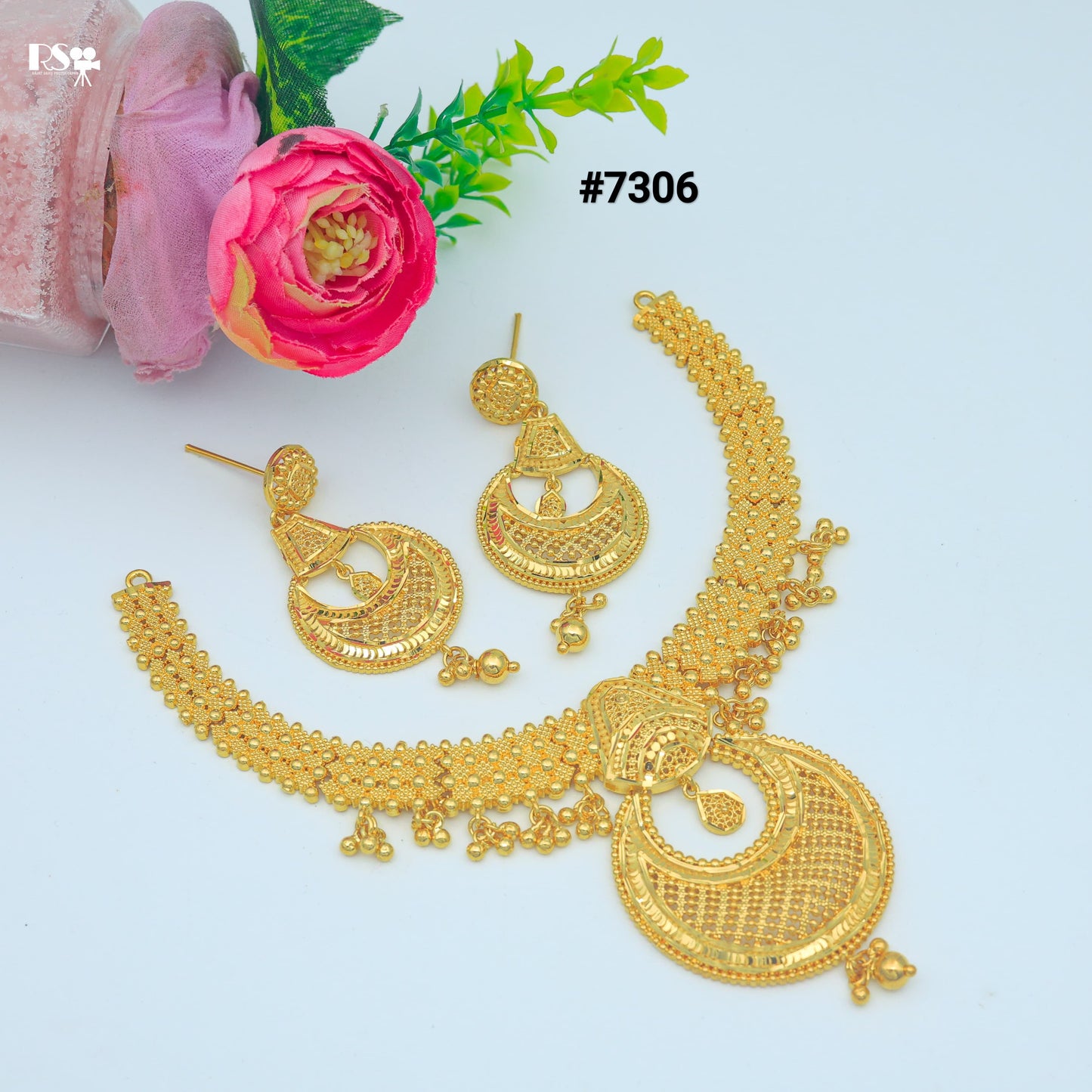 Gold Plated Short Necklace 1 Gram Gold Plated Jewellery PMJ Model No : 7306