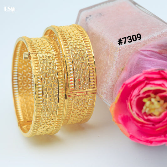 Gold Plated BANGLE 1 Gram Gold Plated Jewellery PMJ Model No : 7309