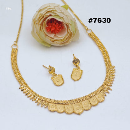Gold Plated Short Necklace 1 Gram Gold Plated Jewellery PMJ Model No : 7630