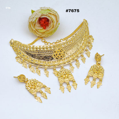 Gold Plated Short Necklace 1 Gram Gold Plated Jewellery PMJ Model No : 7675