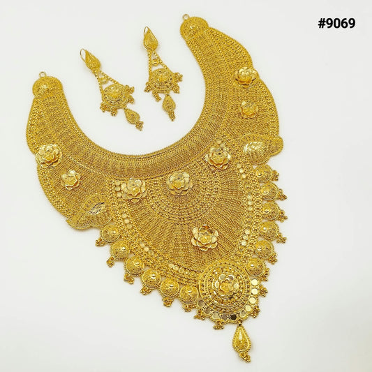 Ornate gold bridal necklace set with matching dangling earrings, floral filigree, layered chains, and pendant; luxurious traditional jewelry, #9069.