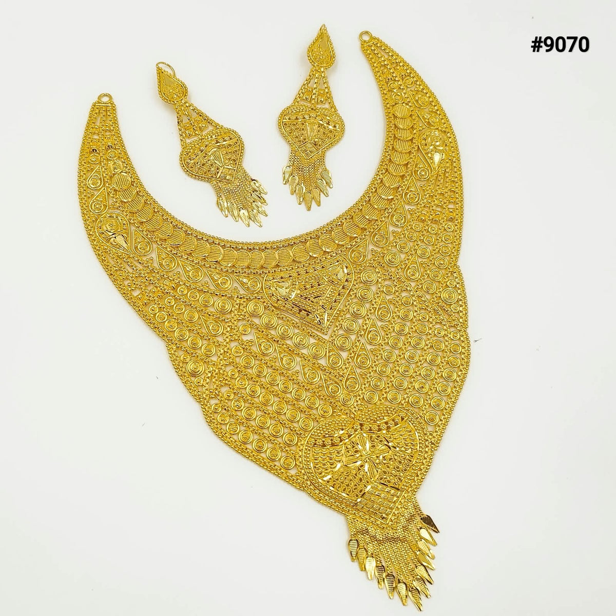 Gold Plated LONG NECKLACE 5 Gram Gold Plated Jewellery PMJ Model No : 9070