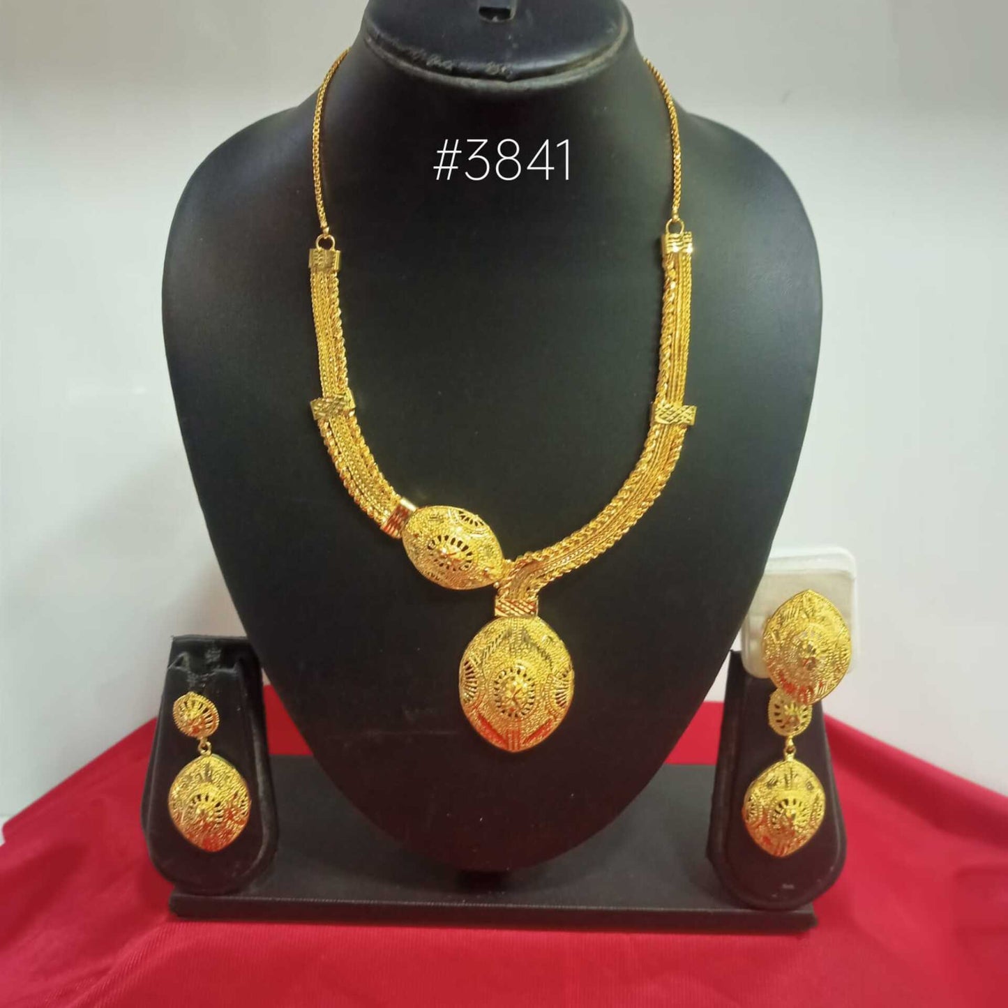 Gold Plated Bridal Short Necklace Set, PMJ Model No: 3841