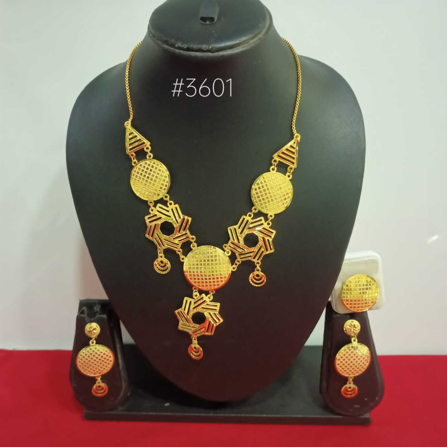 Gold Plated Bridal Short  Necklace Set, PMJ Model No: 3601