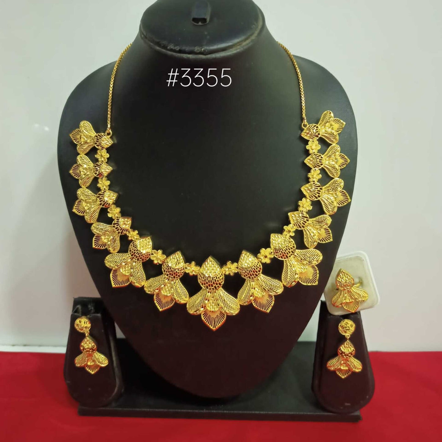 Gold Plated Short Necklace Set, PMJ Model No: 3355