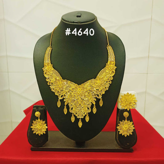 Gold Plated Bridal Short Necklace Set, PMJ Model No: 4640