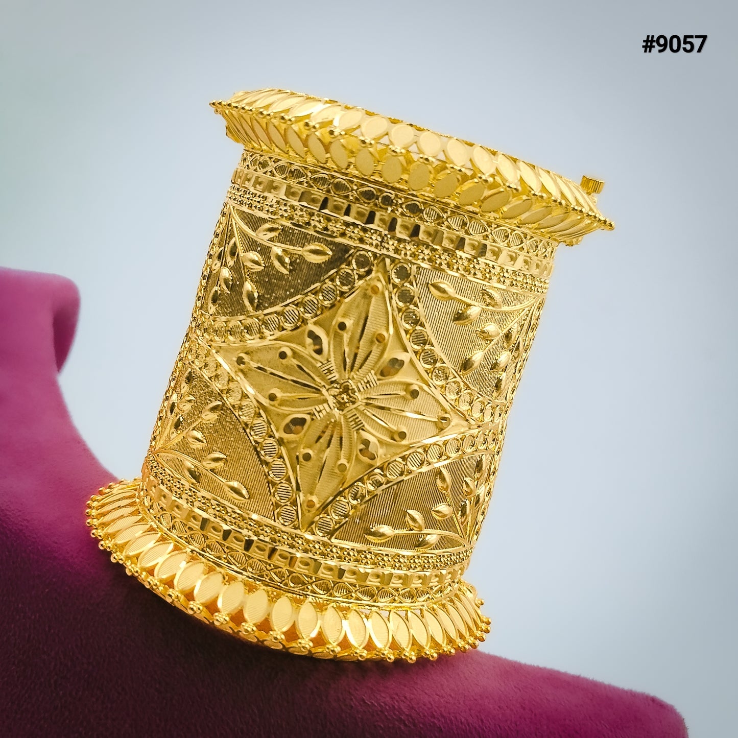 Gold Plated 4 Inch Bracelet  5 Gram Gold Plated Jewellery PMJ Model No : 9057