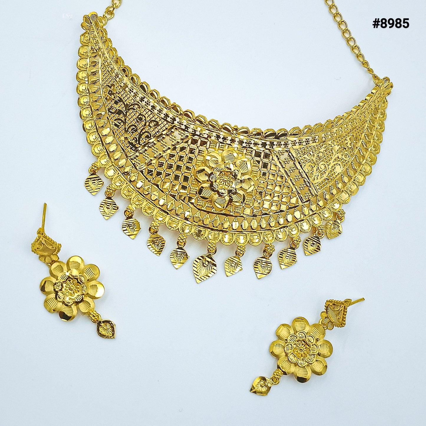 Gold Plated SHORT NECKLACE 5 Gram Gold Plated Jewellery PMJ Model No : 8985