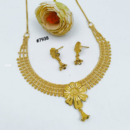 Gold Plated Short Necklace 5 Gram Gold Plated Jewellery PMJ Model No : 7938