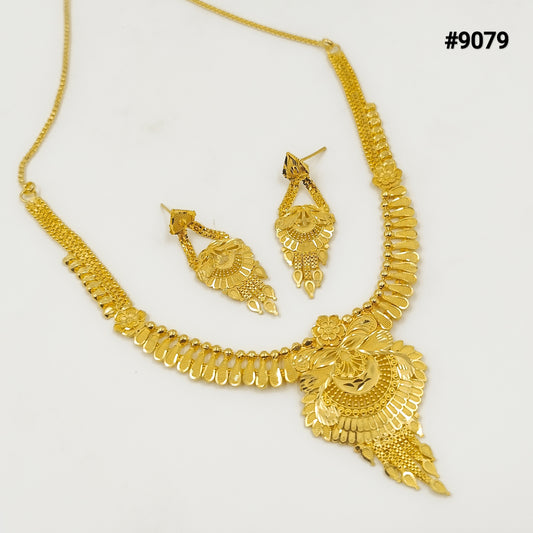 Gold Plated SHORT NECKLACE 5 Gram Gold Plated Jewellery PMJ Model No: 9079
