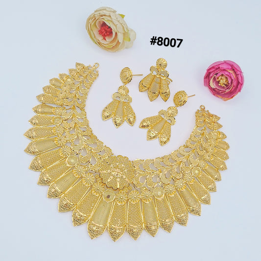 Gold Plated Short NECKLACE 5 Gram Gold Plated Jewellery PMJ Model No : 8007