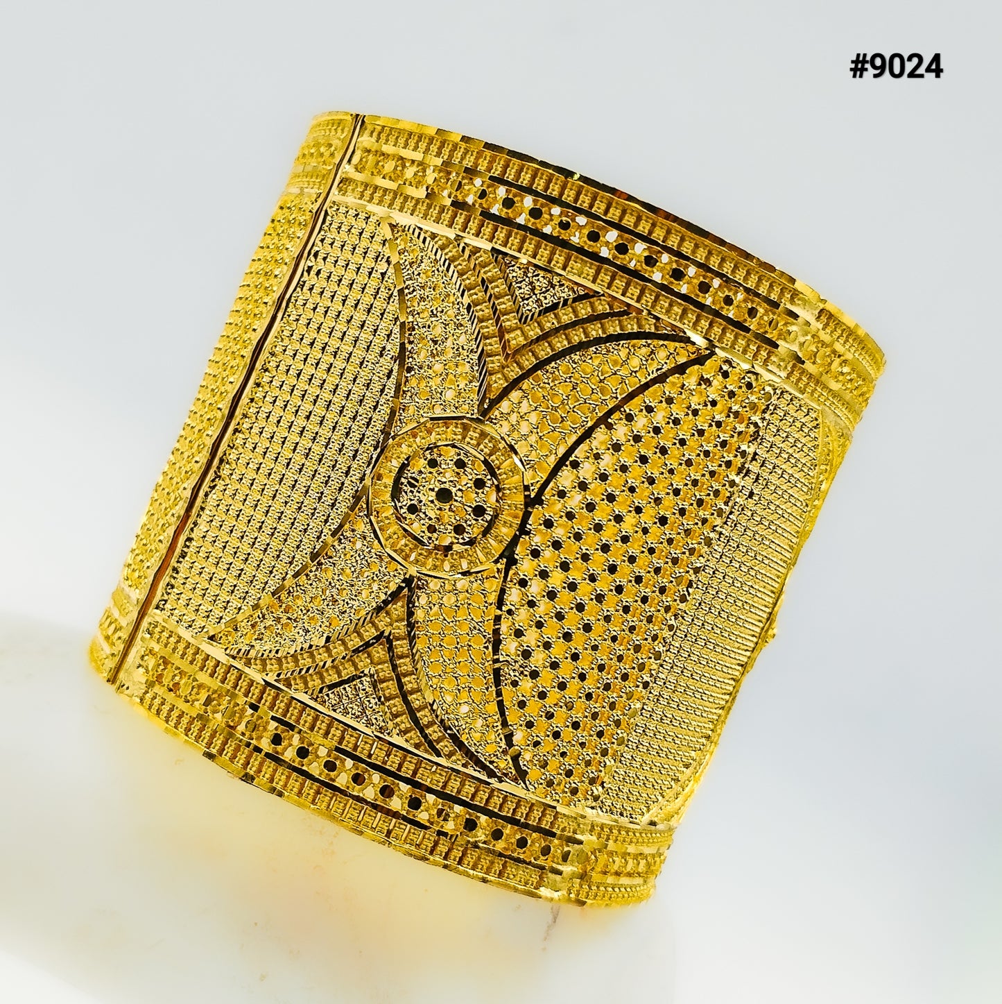 Gold Plated Bracelet 5 Gram Gold Plated Jewellery PMJ Model No : 9024