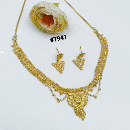 Gold Plated Short Necklace 5 Gram Gold Plated Jewellery PMJ Model No : 7941