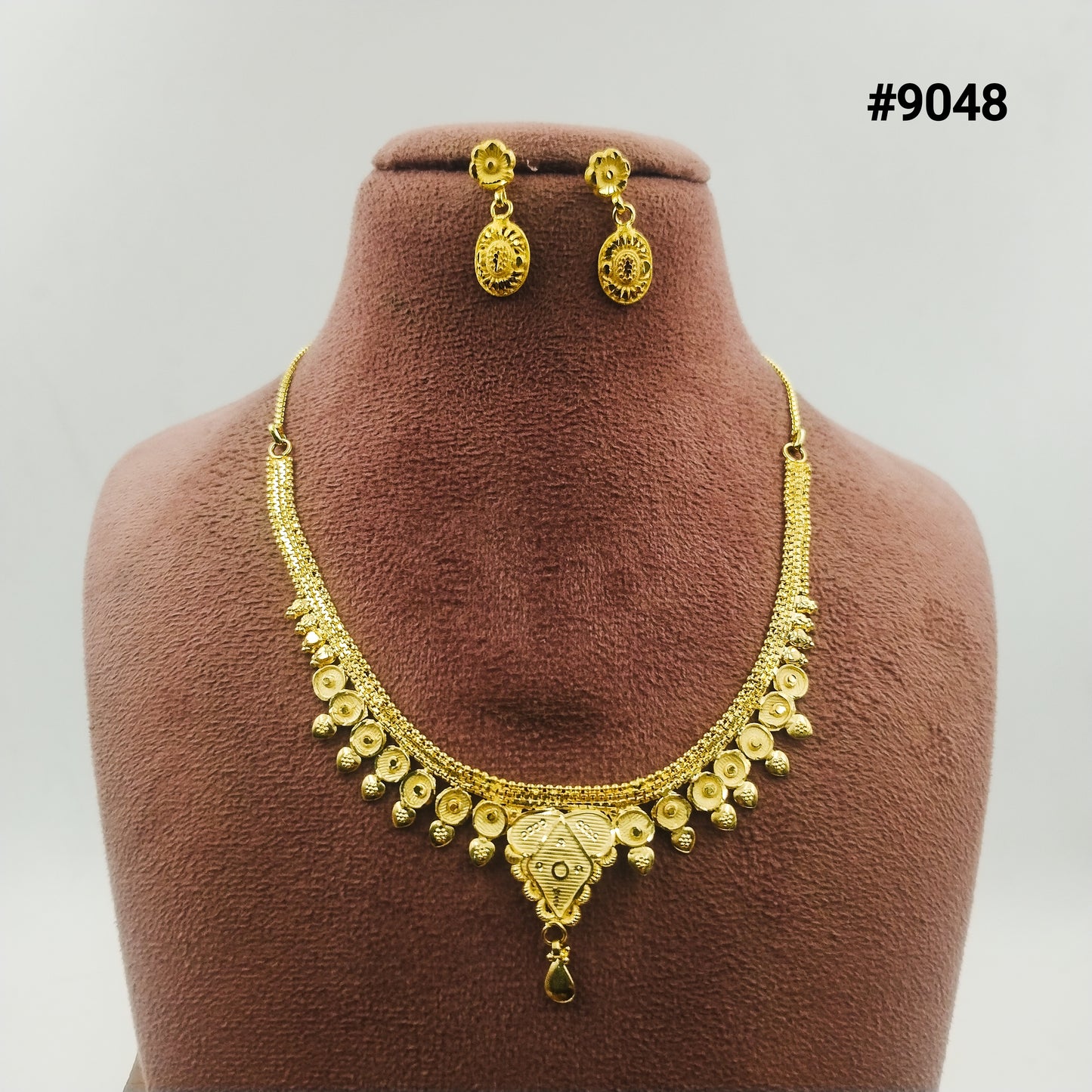 Gold Plated SHORT NECKLACE 5 Gram Gold Plated Jewellery PMJ Model No:9048