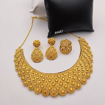Hand Made Jewelry Short Necklace Set, PMJ Model No: 4447