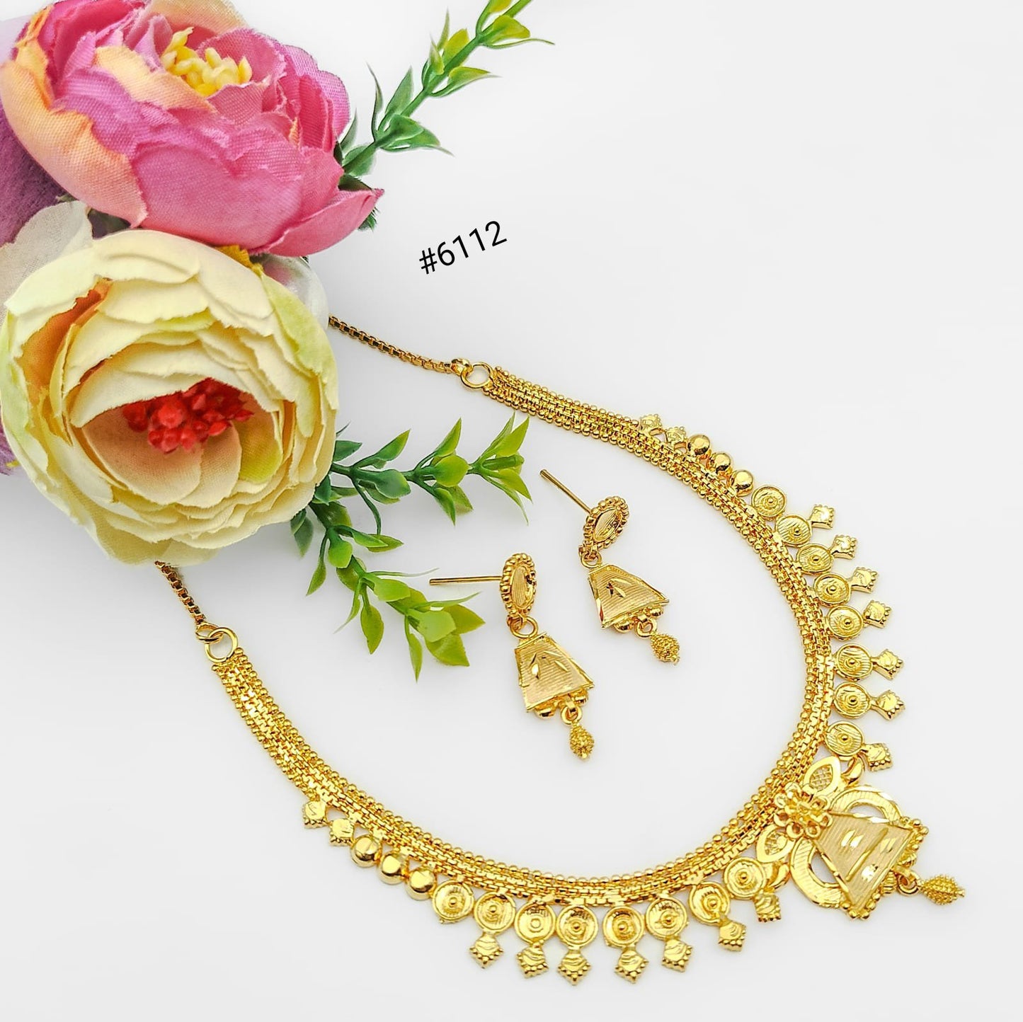 Gold Plated Bridal Short  Necklace Set, PMJ Model No: 6112