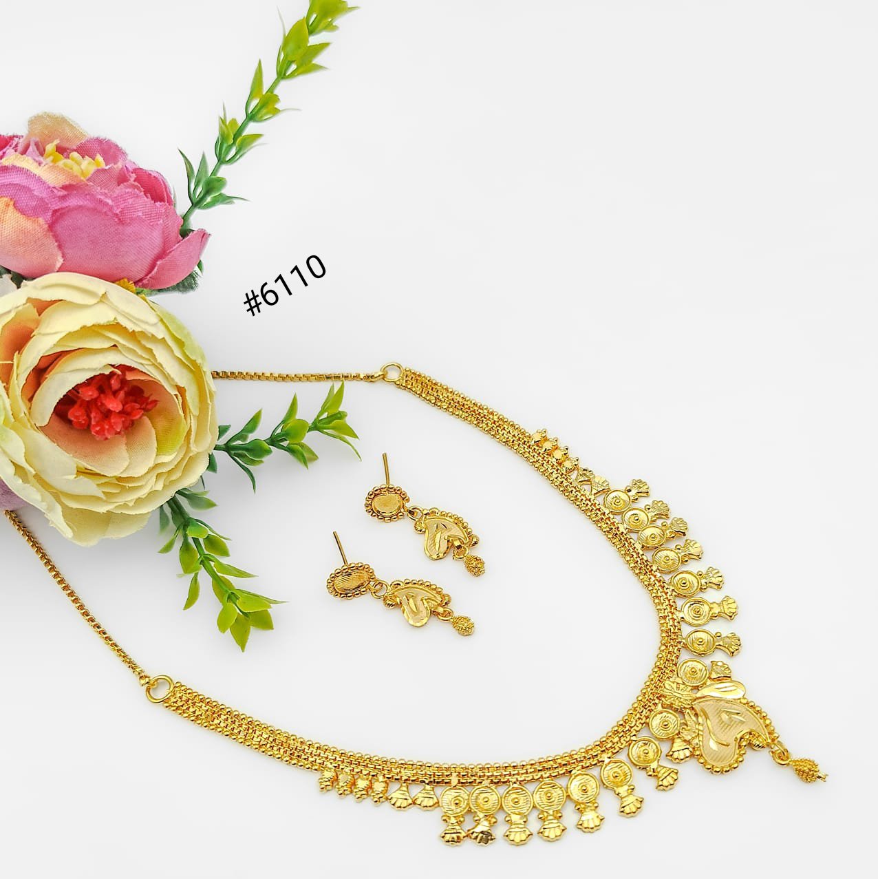 Gold Plated Bridal Short Necklace Set, PMJ Model No: 6110