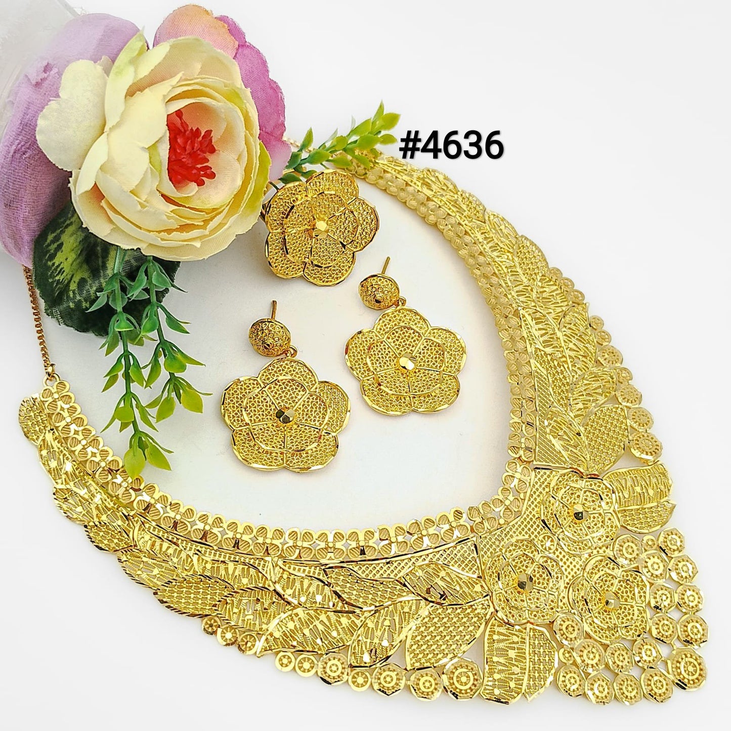 Gold Plated Bridal Short Necklace Set, PMJ Model No: 4636