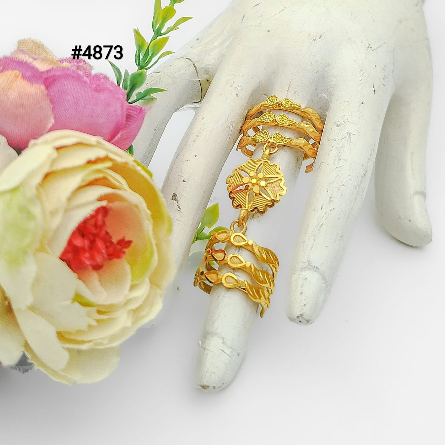 Stylish Gold Plated Ladies Finger Ring, PMJ Model No: 4873