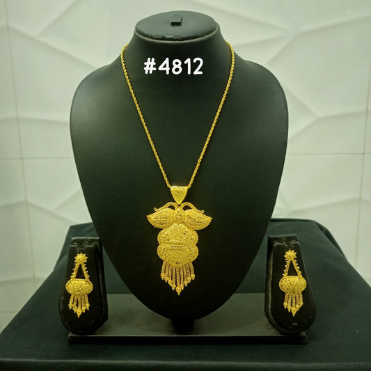 Gold Plated Pendant, PMJ Model No: 4812