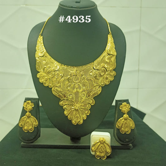 Gold Plated Bridal Short Necklace Set, PMJ Model No: 4935