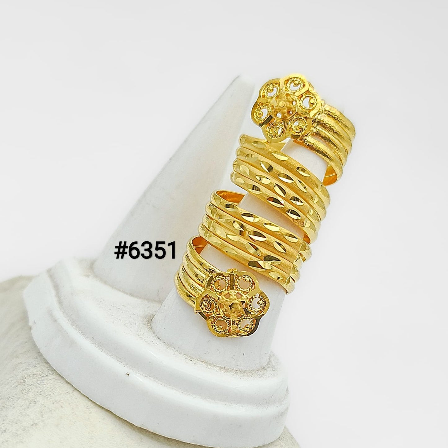 Stylish Gold Plated Ladies Finger Ring, PMJ Model No: 6351