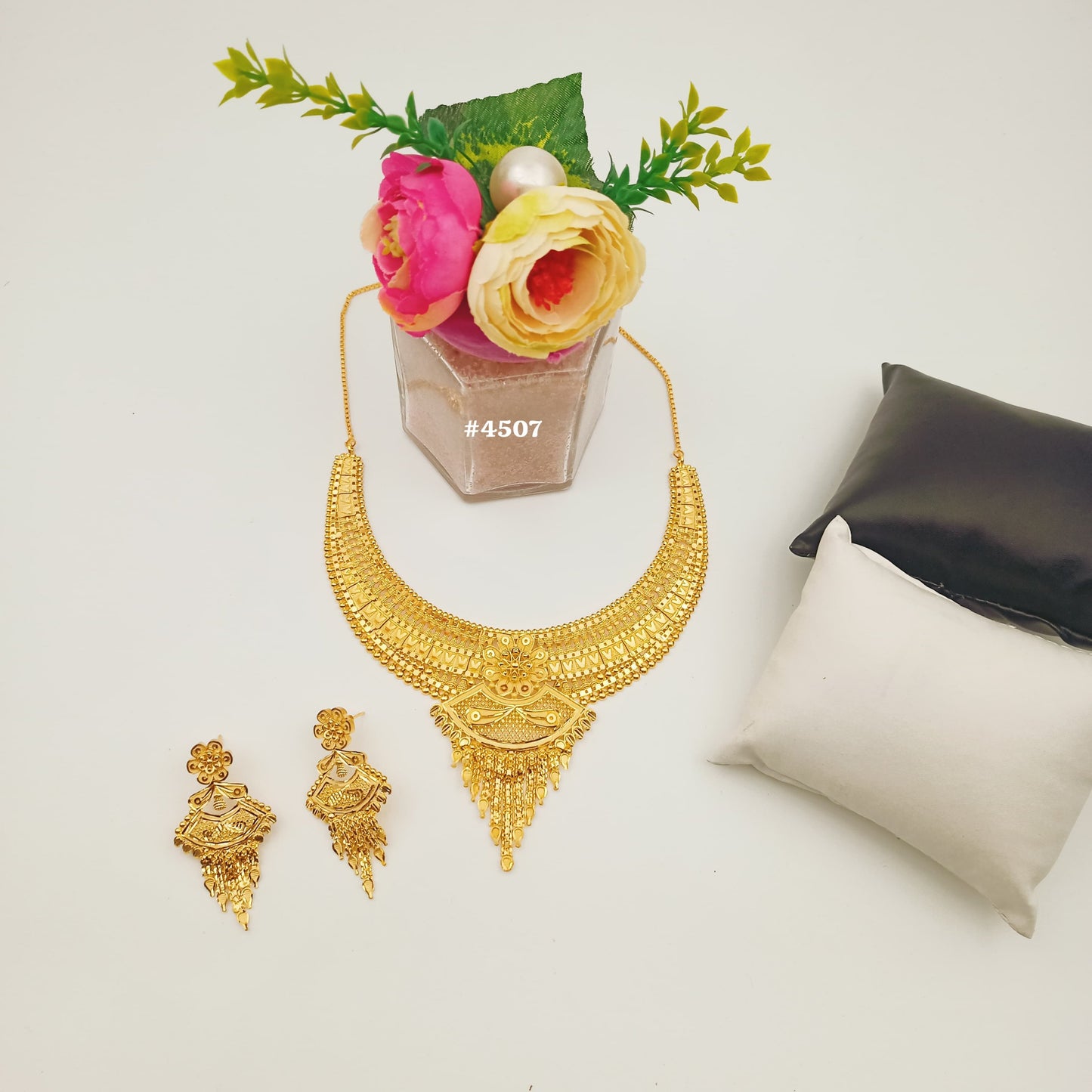 Gold Plated Bridal Short Necklace Set, PMJ Model No: 4507