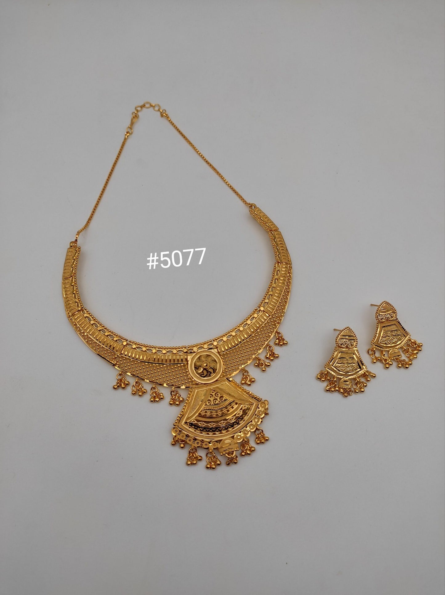 Gold Plated Short Necklace Set, PMJ Model No: 5077