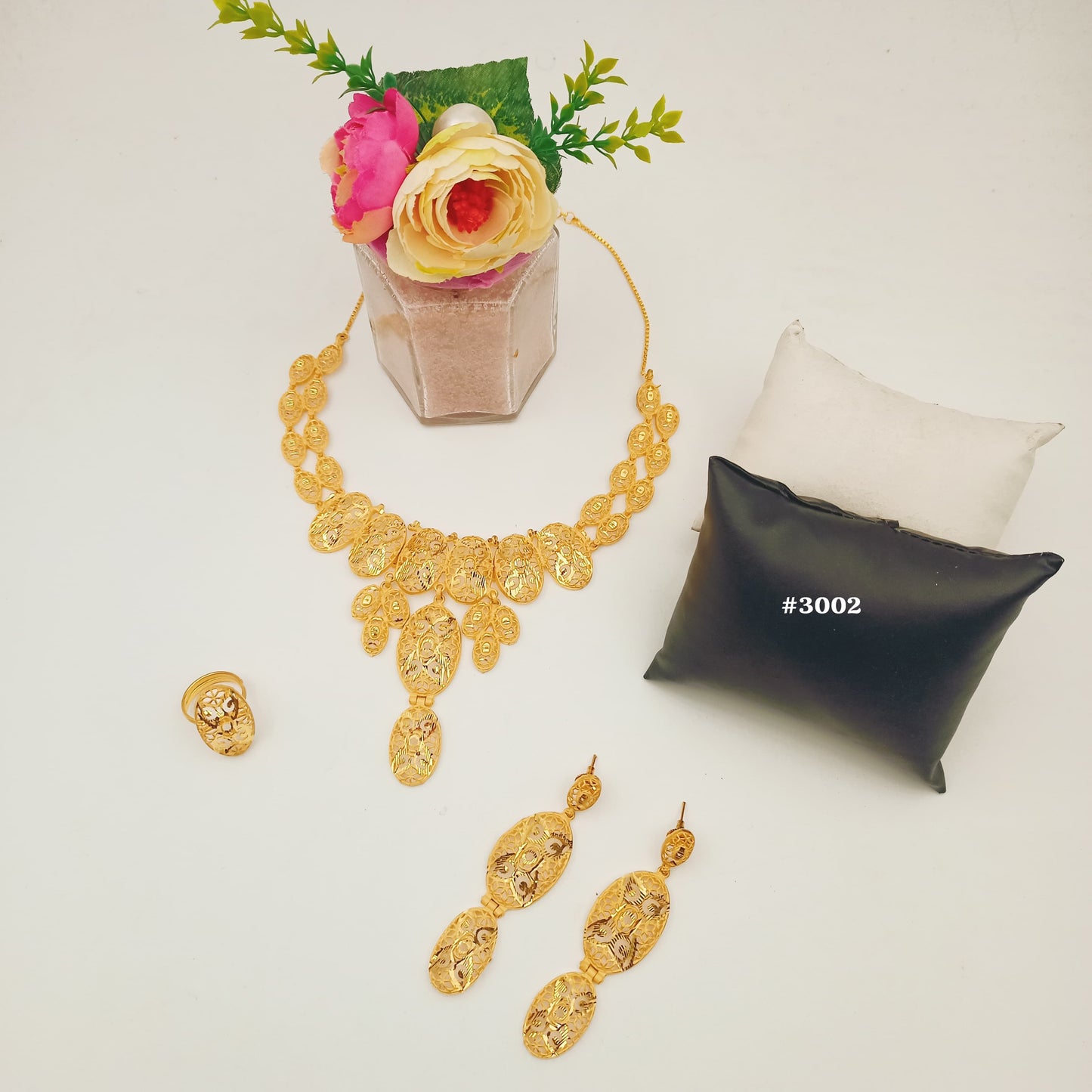 Gold Plated Hand Made Short Necklace Set, PMJ Model No: 3002