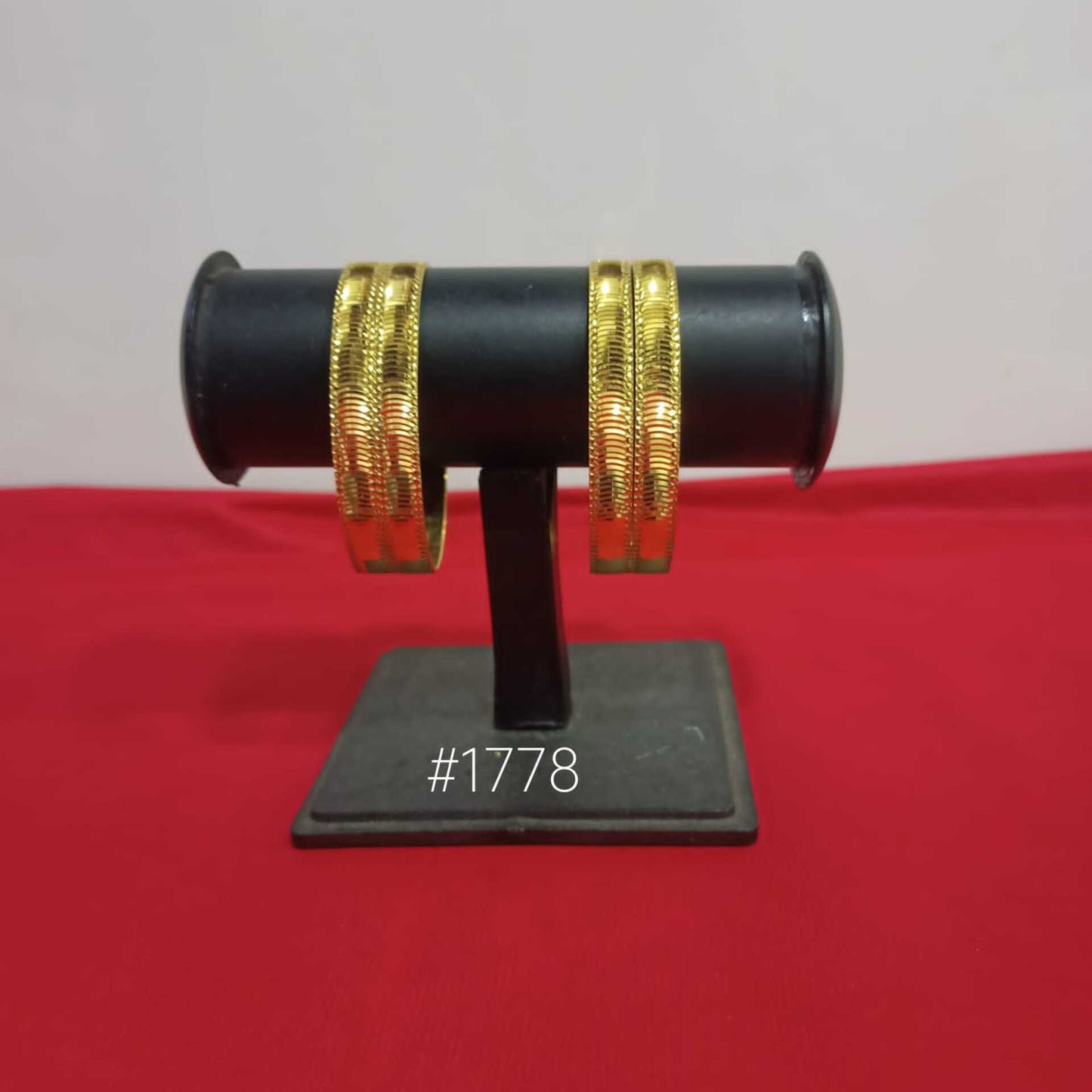 Charming Gold Plated Beautiful Bangles Model No: 1778