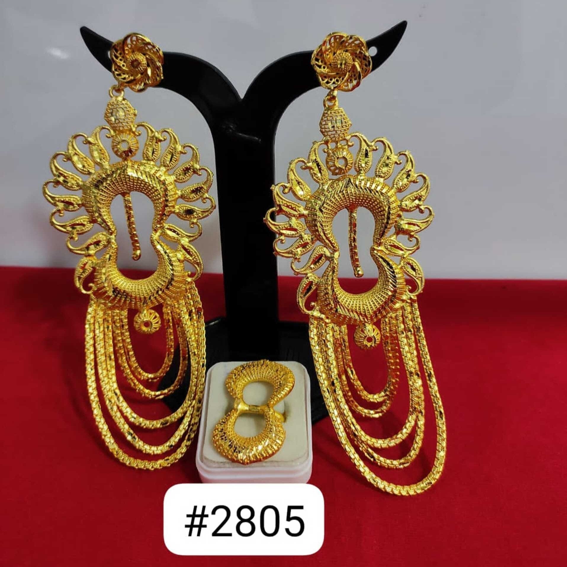 https://poojamani.com/cdn/shop/products/Earrings-92.jpg?v=1725005204