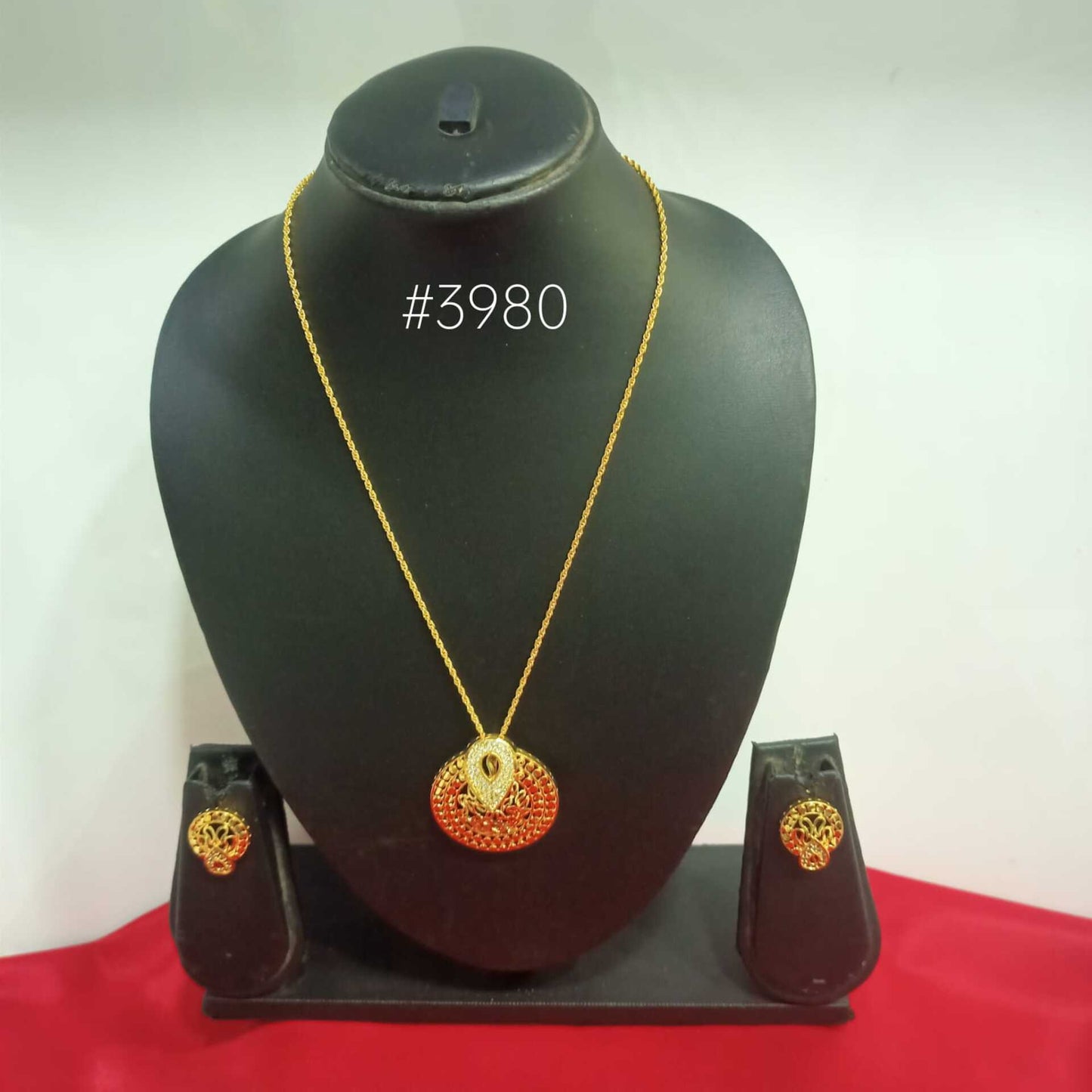 Gold Plated Pendant, PMJ Model No: 3980